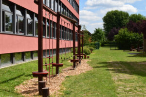 Hortus mit Kletterstangen